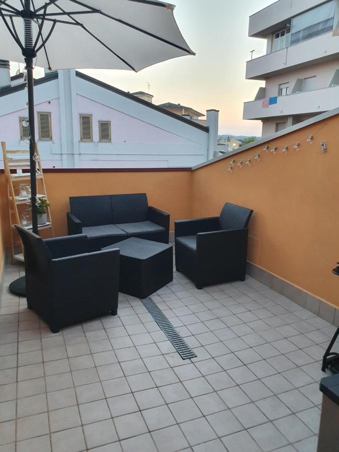 אלבה אדריאטיקה Bella Alba Apartment On The Beach מראה חיצוני תמונה