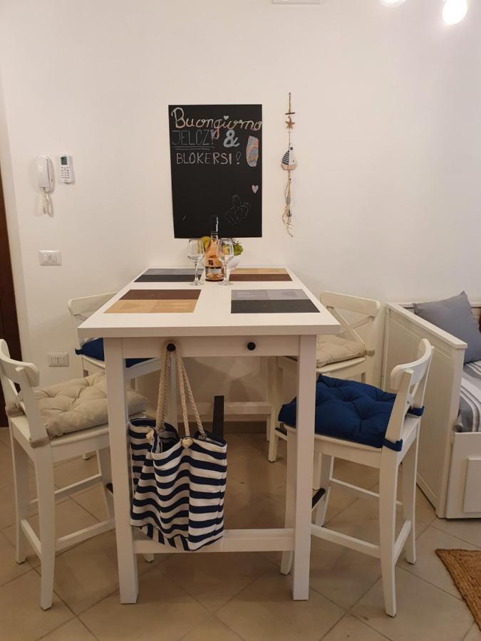 אלבה אדריאטיקה Bella Alba Apartment On The Beach מראה חיצוני תמונה